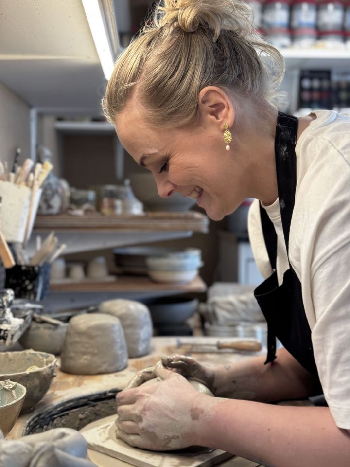 Jette i værkstedet – Boiskov Studio